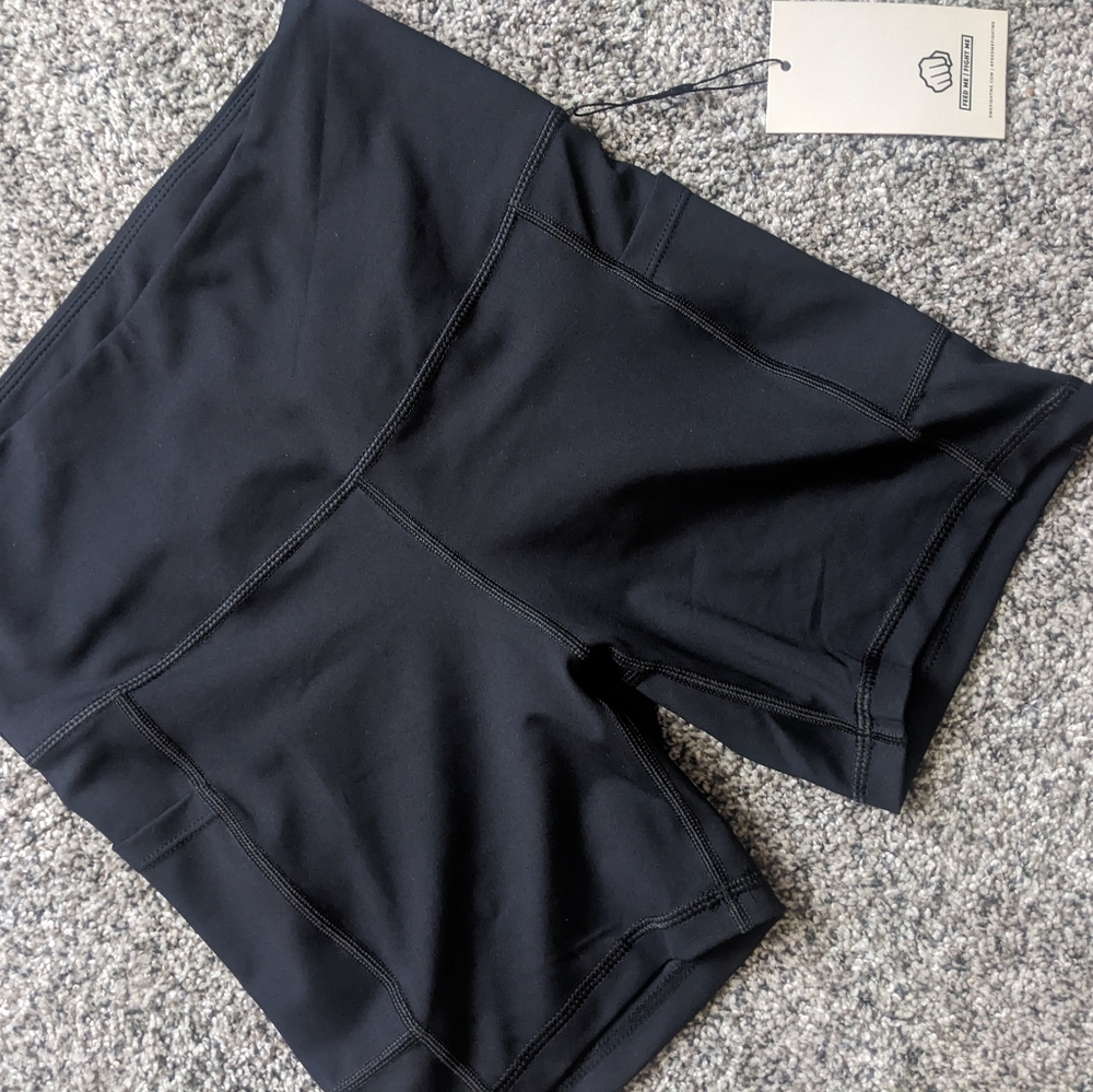 Feed Me Fight Me size M Black bike shorts